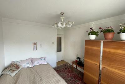 Apartament cu 3 camere decomandat în Galata - 5