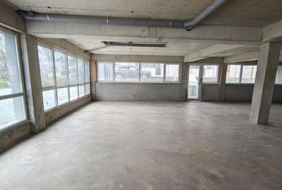 Spațiu comercial, de 305 mp, în Turnișor