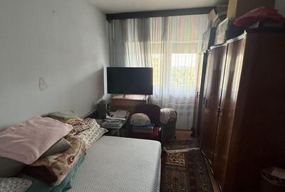 Apartament cu 3 camere decomandat în Pantelimon - 16