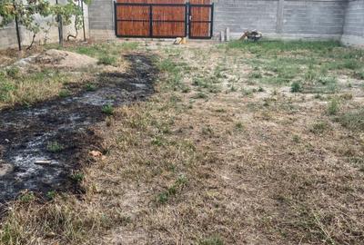 Casă cu 3 camere în Pietroasa