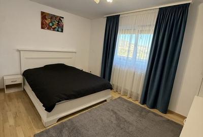 Apartament cu 3 camere decomandat în Lazaret