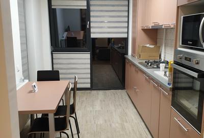 Apartament cu 3 camere semidecomandat în Bună Ziua - 2