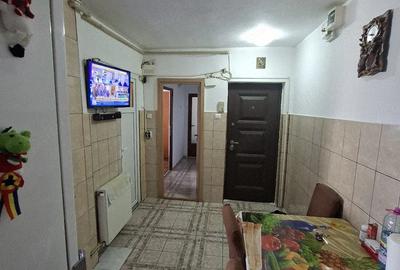 Apartament cu 3 camere decomandat în Bartolomeu - 3