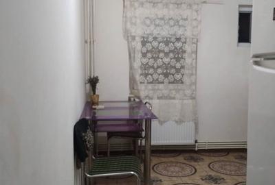 Garsonieră decomandată în 1 Decembrie - 6