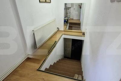 Casă cu Teren 905 Mp în Pielești - 10