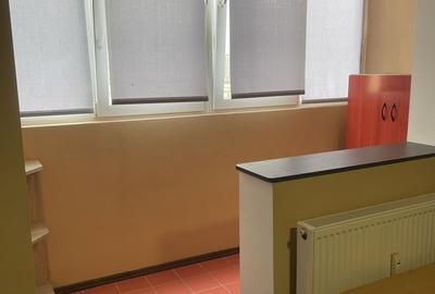 Garsonieră decomandată în Exterior Vest