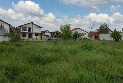 Teren de 1200 mp, în Șimnicu de Sus