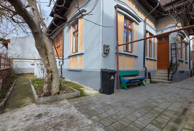 Casă individuală cu 5 camere cu Canalizare în Tomis II - 4