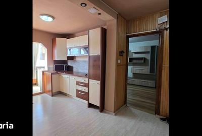 Apartament cu 3 camere decomandat în Rogerius - 14