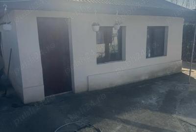 Casă cu 2 camere cu Teren 220 Mp în Central