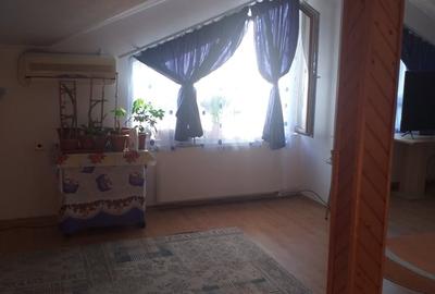 Casă cu 2 camere în Central