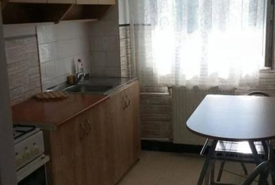 Garsonieră decomandată în Nufărul