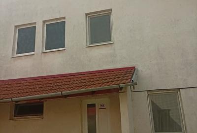 Casă cu 3 camere cu Teren 75 Mp în Exterior Vest