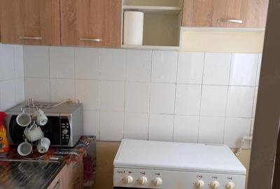 Garsonieră decomandată în Micălaca
