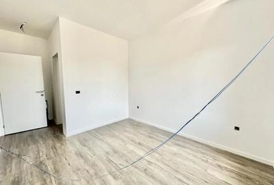 Casă cu 3 camere cu Teren 332 Mp în Albina