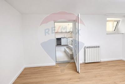 Casă individuală cu 4 camere cu Teren 320 Mp în Casa de Cultură - 5