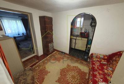 Casă cu 2 camere cu Teren 421 Mp în Plopi - 6