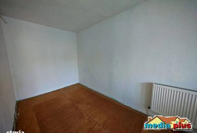 Apartament cu 4 camere semidecomandat în Micro 39 - 2