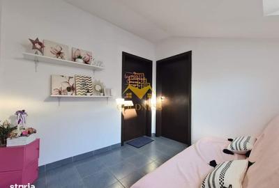 Spațiu comercial, de 40 mp, în Central - 4