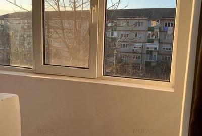 Garsonieră decomandată în Simion Bărnuțiu