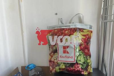 Garsonieră semidecomandată în Buziașului