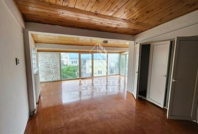 Casă individuală cu 8 camere cu Canalizare în Mehala - 9
