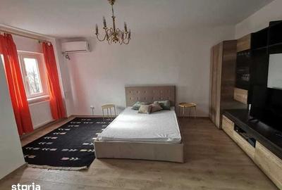 Garsonieră decomandată în Gării