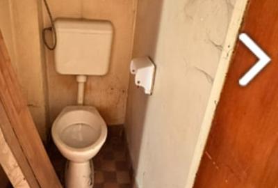Apartament cu 4 camere decomandat în Rahova