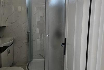 Apartament cu 3 camere semidecomandat în Progresul - 7