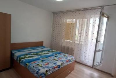 Garsonieră semidecomandată în Titan