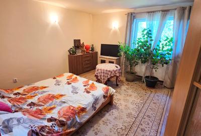 Casă cu 7 camere cu Canalizare în Crângași - 16