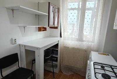 Apartament cu 2 camere semidecomandat în Bucureștii Noi