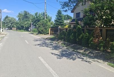 Teren de 1300 mp, în Cornetu - 1
