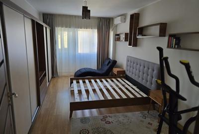Apartament cu 4 camere decomandat în Trocadero - 3