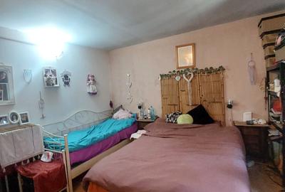 Casă cu 5 camere cu Teren 1050 Mp în Lepșa - 14