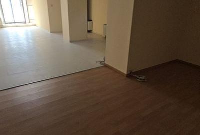 Spațiu comercial, de 292 mp, în Ultracentral