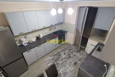 Apartament cu 3 camere decomandat în Central - 2