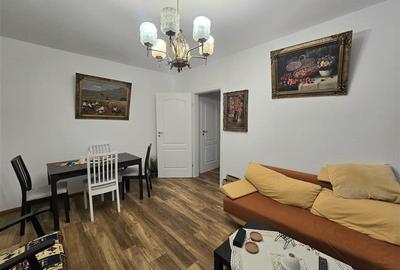 Apartament cu 2 camere semidecomandat, mobilat în 1 Mai