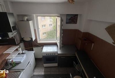 Apartament cu 2 camere decomandat în Scriitorilor