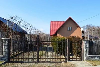 Casă cu 4 camere în Gura Vitioarei