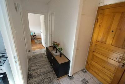 Apartament cu 2 camere decomandat în Central - 2