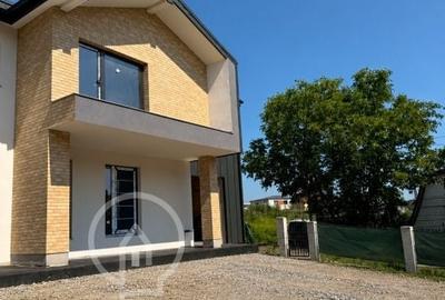 Casă cu 4 camere cu Teren 260 Mp în Mănăștur