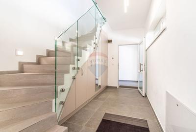 Duplex cu 4 camere cu Teren 276 Mp în Dâmbul Rotund - 1