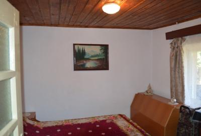 Casă individuală cu 3 camere cu Canalizare în Gratia - 6