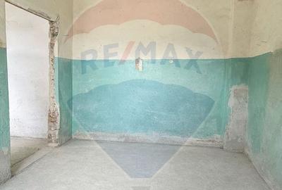 Casă cu 2 camere cu Teren 10 Mp în Obor - 1