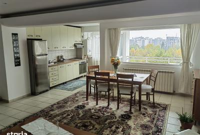 Apartament cu 3 camere în Unirii