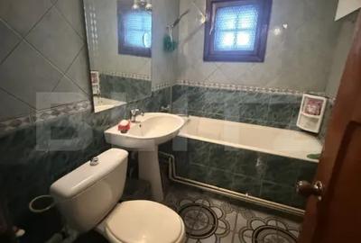 Apartament cu 4 camere decomandat în Central - 1