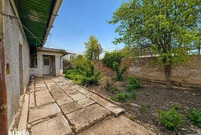 Casă cu 3 camere cu Teren 600 Mp în Central