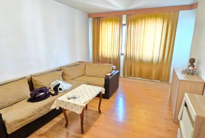 Apartament cu 3 camere decomandat în Bd. Independenței - 2