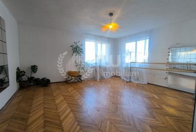 Apartament cu 4 camere semidecomandat, mobilat în Andrei Mureșanu - 2